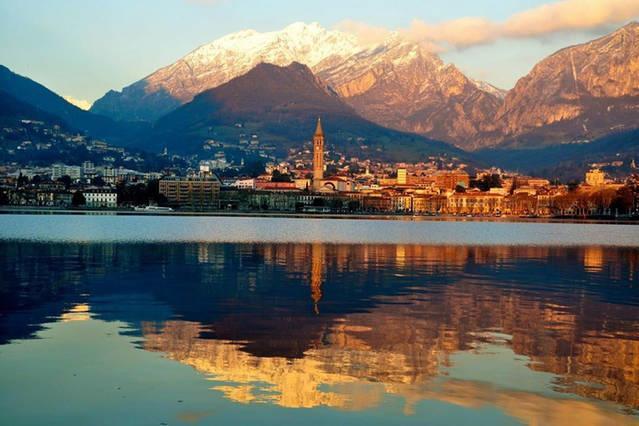 L For Lake Mandello del Lario Luaran gambar